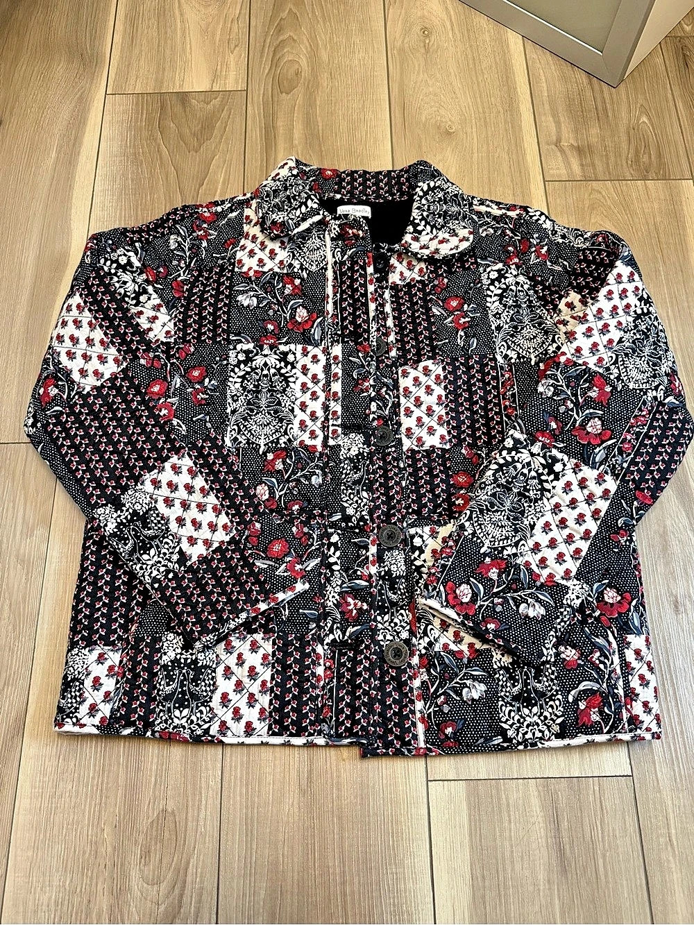 Vera Bradley Perennials Patchwork Quilted Jacket Black & Red Size Small
